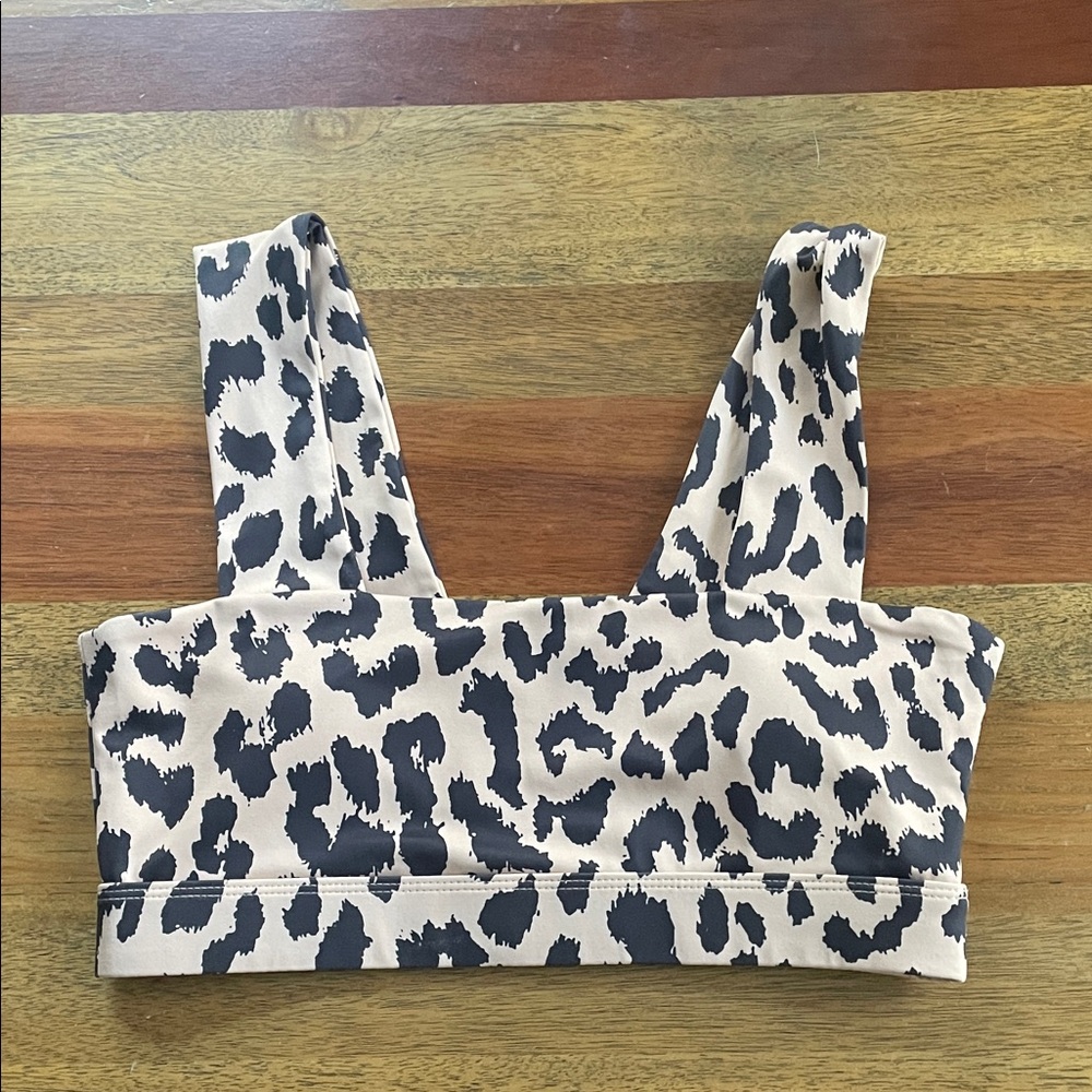 Allfenix Leopard Print Sports Bra - Beige & Black